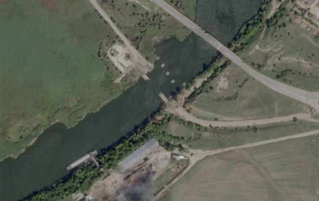 Опубліковані супутникові знімки знищеного понтонного мосту біля Дар‘ївки