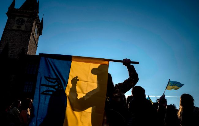 В Чехии требуют отменить все выплаты украинским беженцам