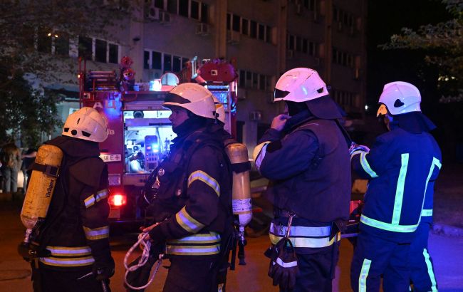 У Києві пролунали потужні вибухи, РФ ударила по місту балістикою