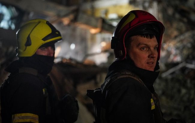 У Харкові через атаку "Шахедів" є влучання, сталася пожежа