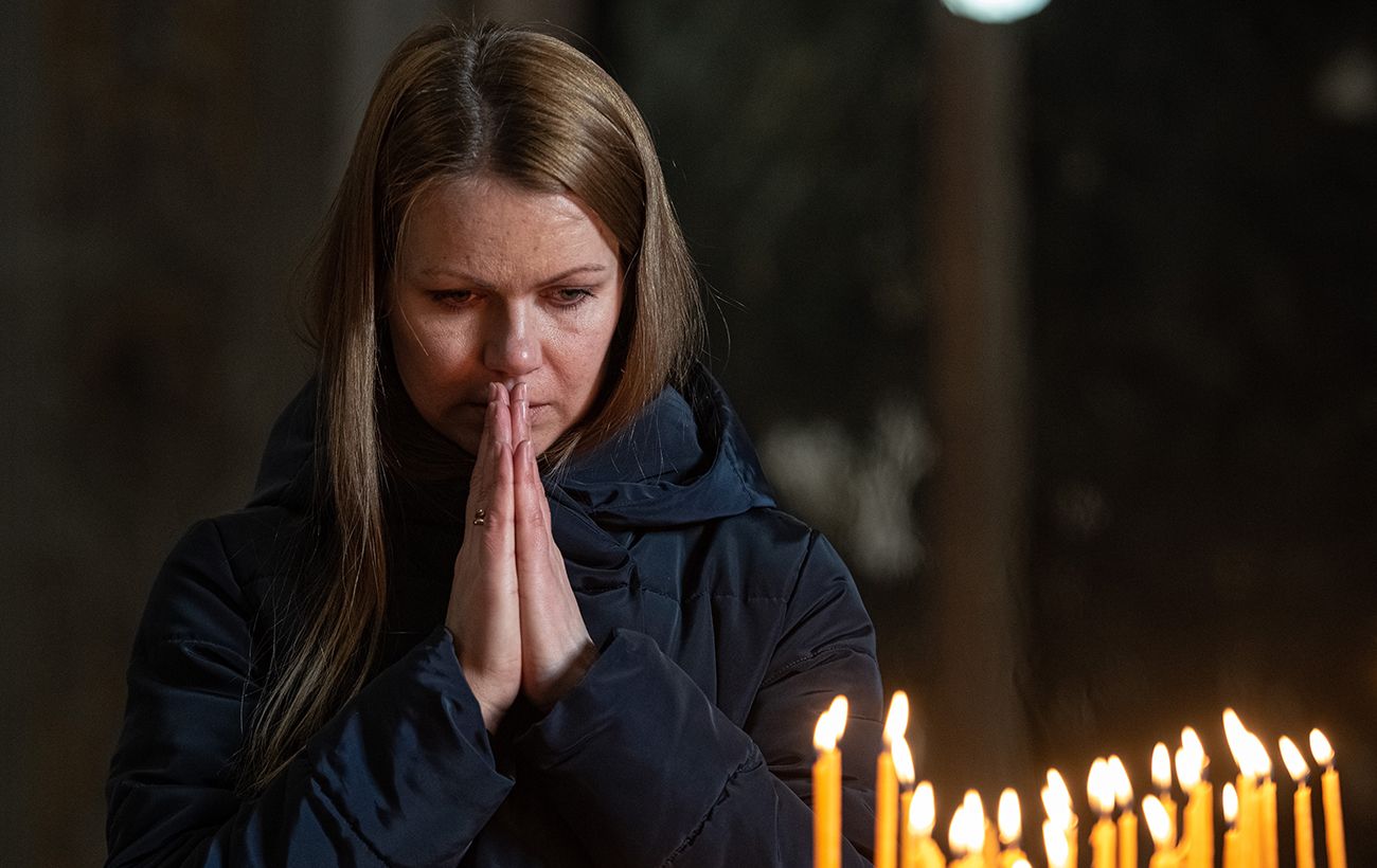 Проводи під час війни: священник пояснив, чи обов'язково йти на цвинтар і як ще пом'янути рідних