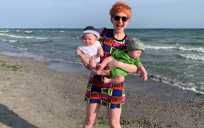Отрезвляющий опыт: ведущая Алена Мороз призналась, как отдохнула на Черном море с детьми