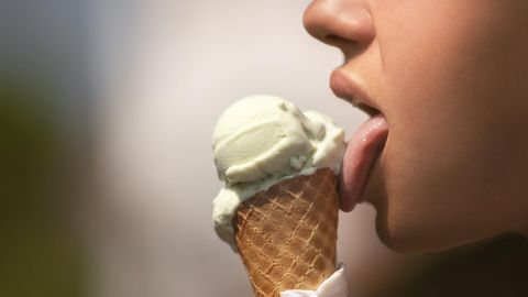 Українцям продають ванільне морозиво з отрутою: хто виробник