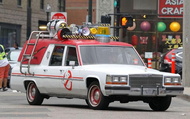 Голливудские "кулибины" построили дюжину эффектных машин для блокбастеров 2016-2017