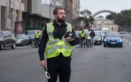 Про хвилину мовчання у Києві повідомлятимуть по-новому: що зміниться