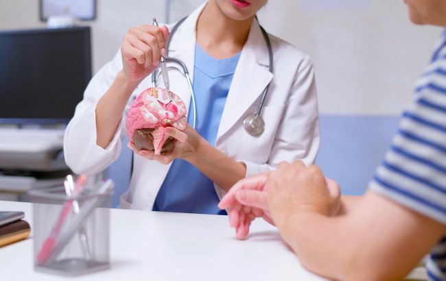 Чому мозок починає старіти ще до 50: причини та як зберегти ясність мислення