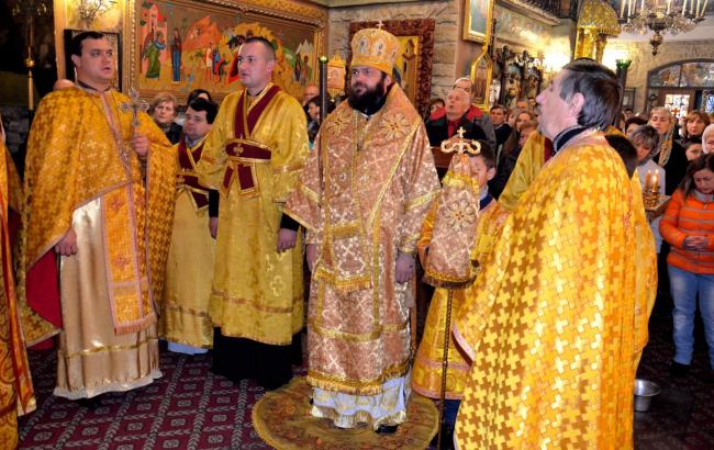 Все по канону: церковь вынесла приговор гулящему священнику из Тернополя