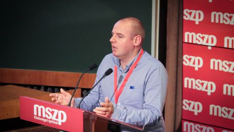 Угорський політик попався на контрабанді в Україні, його виключили з партії