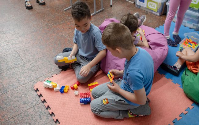 Дитсадки мають працювати по 11 годин: що гарантує закон і чому цього не отримують батьки