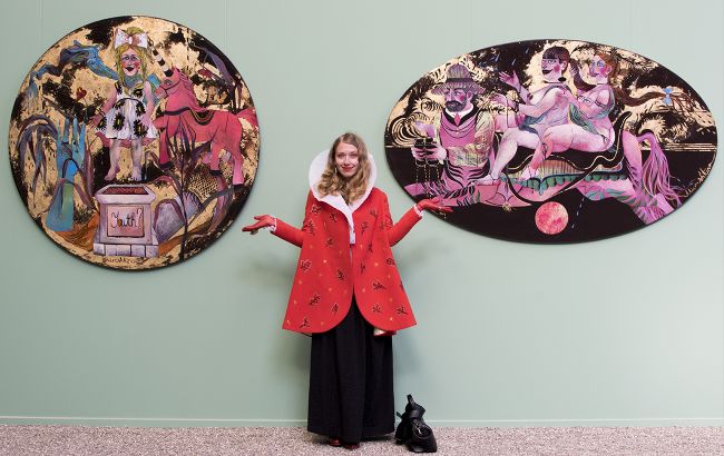 Виставки 18+, очі на грудях і "вагон суконь": чим живе зараз Ніна Мурашкіна - знаменита художниця з Донецька