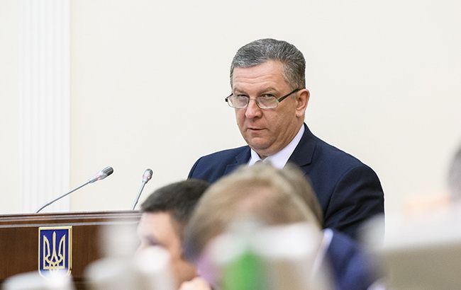 У Польщі легально працює тільки половина українців, - Рева