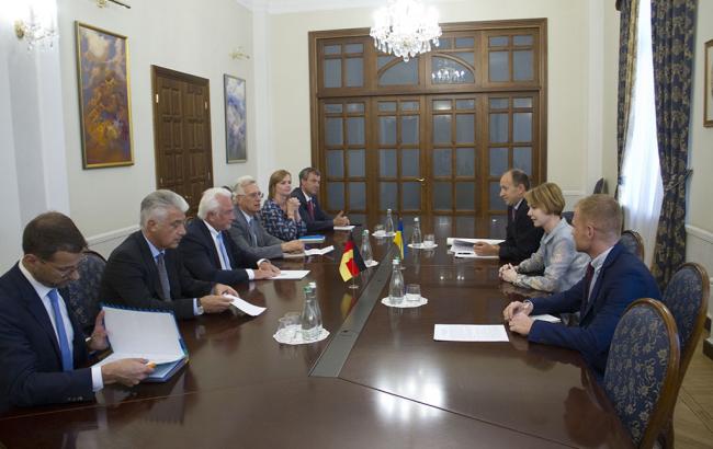 У Бундестазі заявили, що Берлін продовжуватиме домагатися звільнення Сенцова