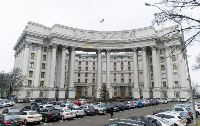 Українцям рекомендують виїжджати з Ірану: як це зробити