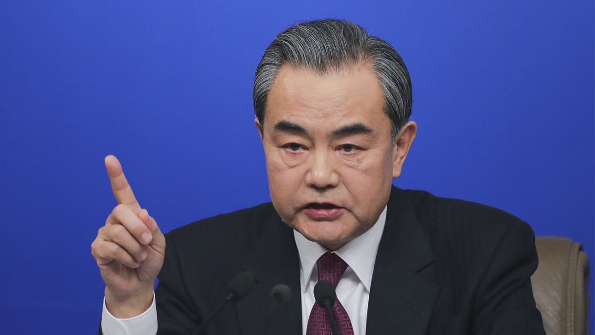 Глава МИД Китая назвал три предложения по прекращению войны в Украине