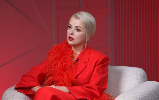 "Это было ужасно". Мика Ньютон рассказала, как пережила выкидыш после ЭКО