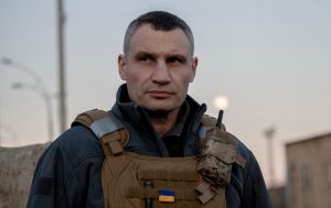 Кличко у четверту річницю великої війни показав, як вистояв Київ: емоційні відео