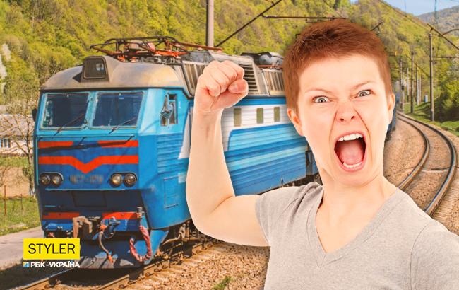 "Как маршрутка": под Днепром женщина "таксонула" поезд (видео)