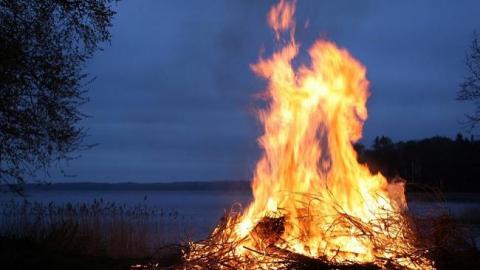 Трагедія на Івана Купала: 5-річний хлопчик впав у багаття
