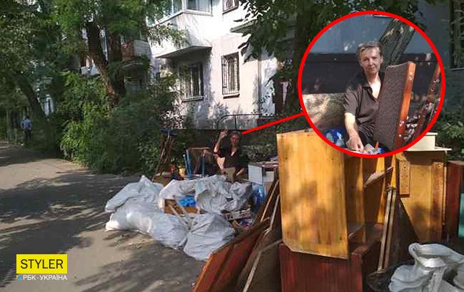 "Живе на лавочці": у Запоріжжі жінку вигнали на вулицю з власної квартири