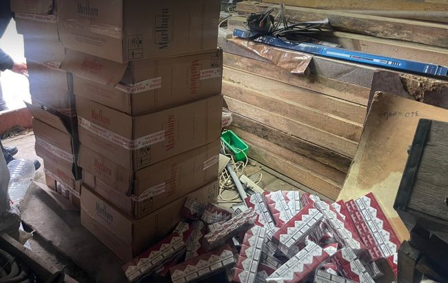 БЭБ в Киевской области изъяло фальсифицированные сигареты на 5,4 млн гривен