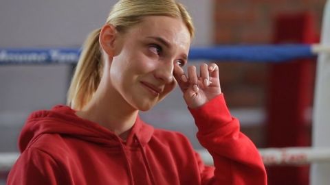 Учасниця українського ТВ-шоу хотіла покінчити з собою через насильство в сім'ї: він мене не жаліє