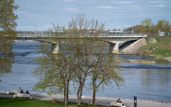 "Щедрых жестов не будет". В МВД Эстонии объяснили, будут ли упрощать пересечение границы с РФ