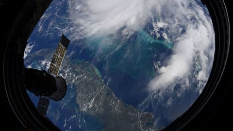 Над Арктикой закрылась гигантская озоновая дыра