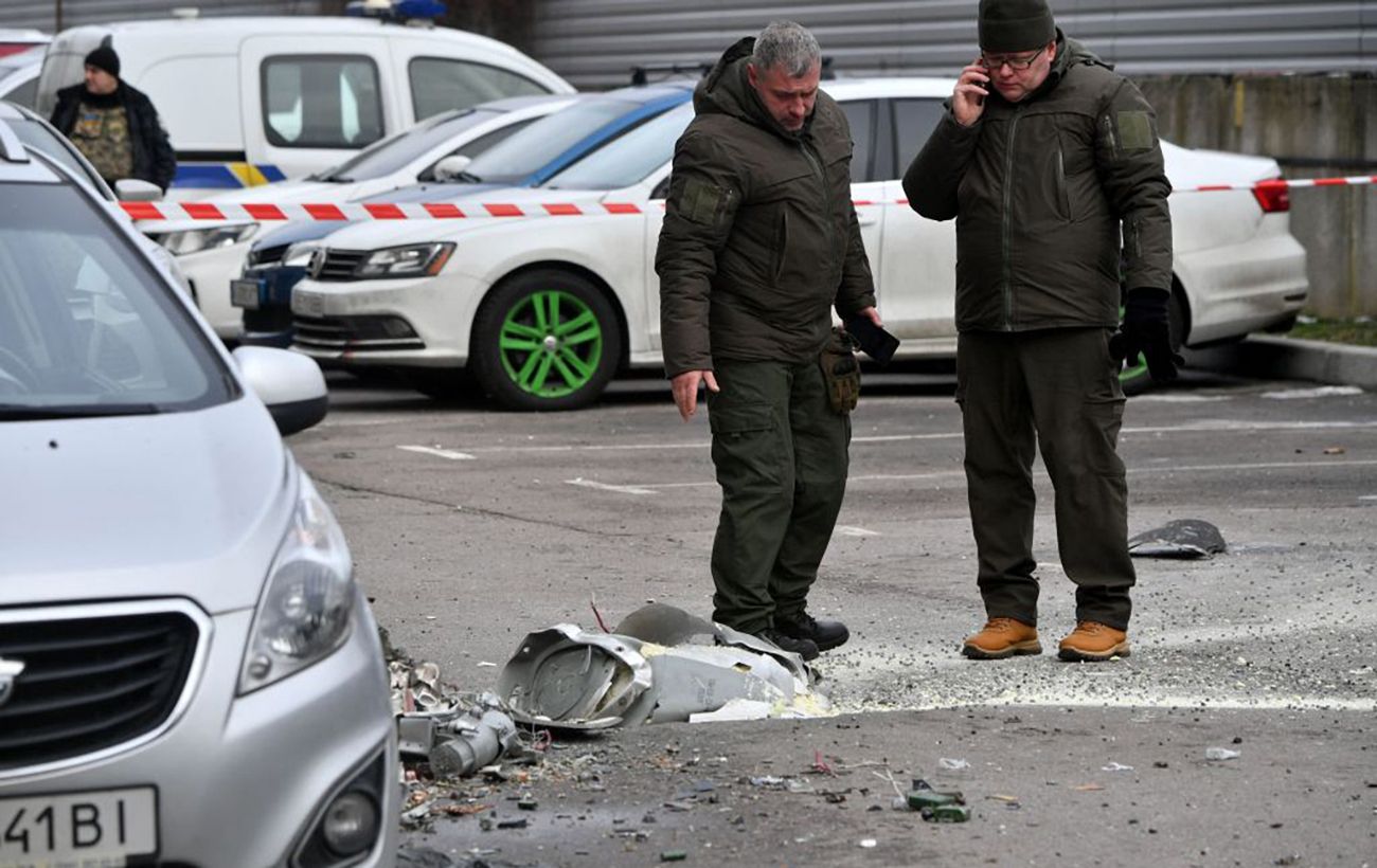 Сонник повредили автомобиль