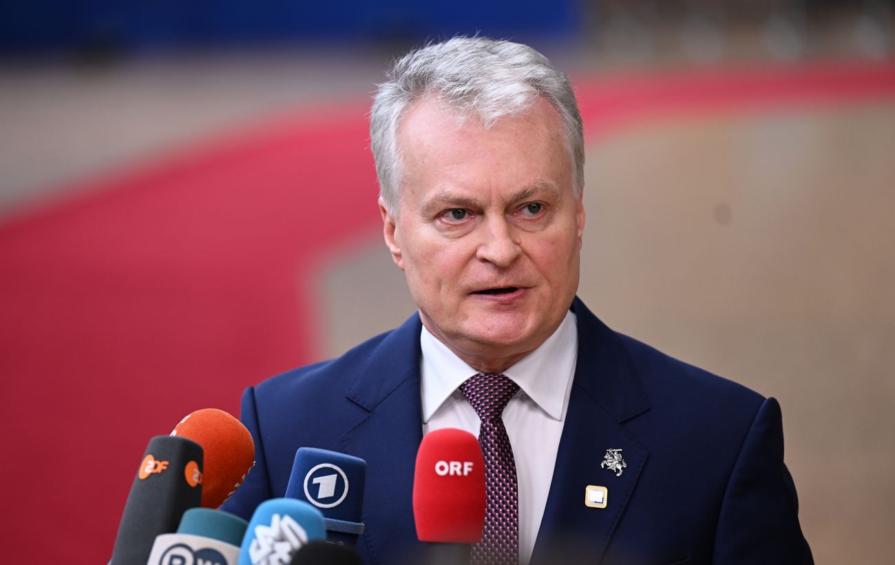 Науседа закликає ЄС "бити по найболючіших місцях" Росії та Білорусі