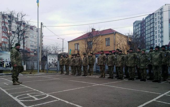 Всеобщая мобилизация: кому и где могут вручать повестки и что "светит" уклонистам
