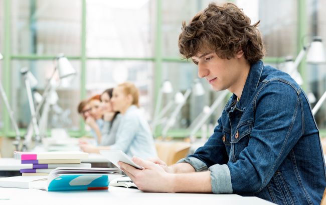 Дітям героїв Майдану та зниклих безвісти дозволили безоплатне навчання - нові правила