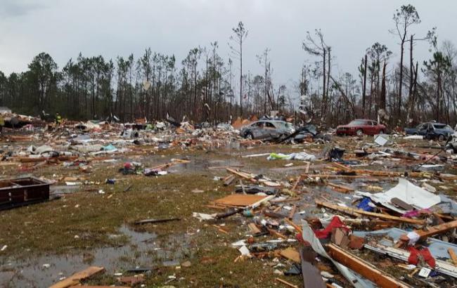 Від торнадо в США загинуло вже 20 осіб