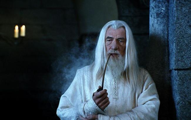 "Почта России" перепутала академика с Гендальфом