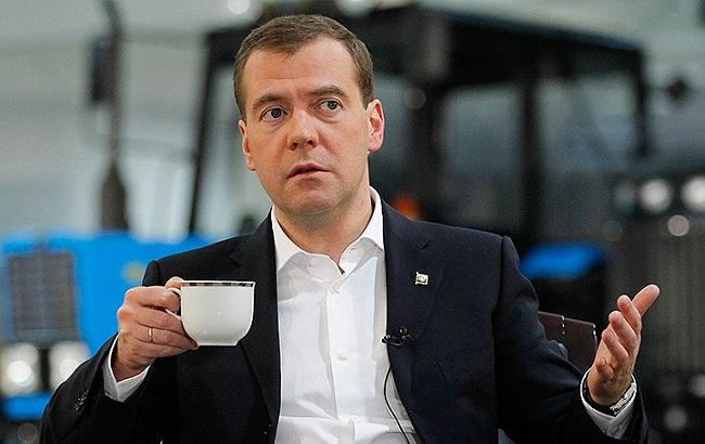 Обращение второклассника к Медведеву о миллиардах и дворцах взорвало сеть