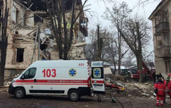 Удар по житловому будинку в Кривому Розі: рятувальники дістали тіло ще однієї загиблої