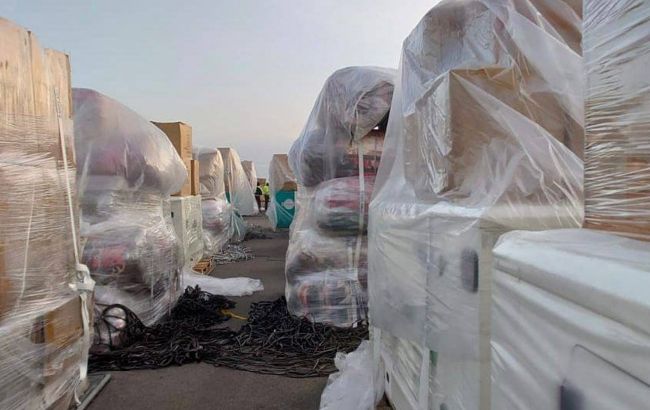 Саудовская Аравия отправила 3 самолета гуманитарной помощи Украине