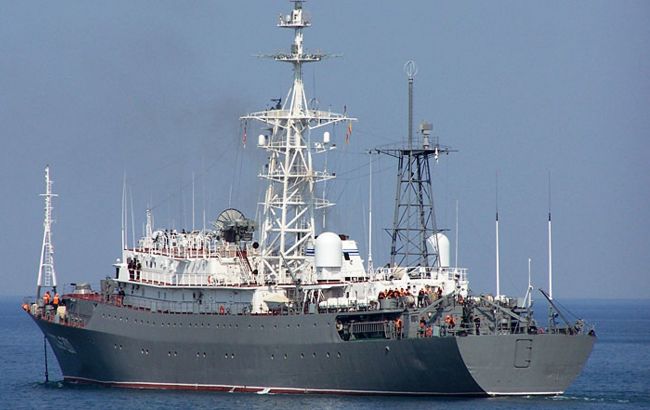 В Росії заявили про атаку на розвідувальний корабель "Приазов'я"
