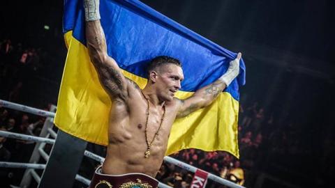Усик-Белью: в мережі фурор після приголомшливої перемоги українця