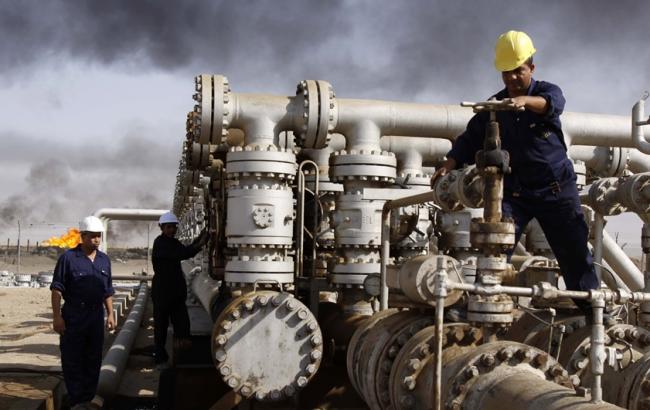 МЭА прогнозирует дальнейшее снижение цен на нефть