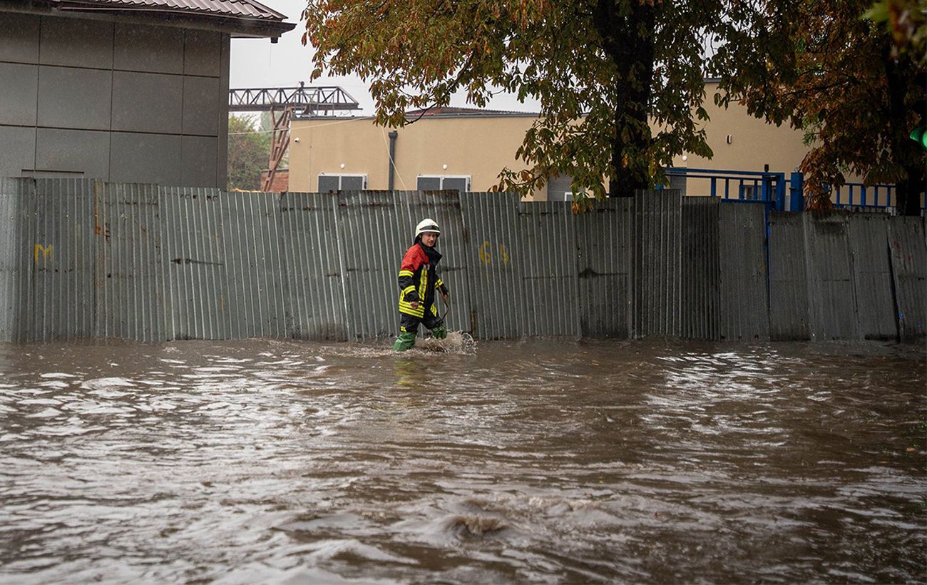 Школи на дистанційці, комунальники – в режимі готовності: на Одещині готуються до негоди