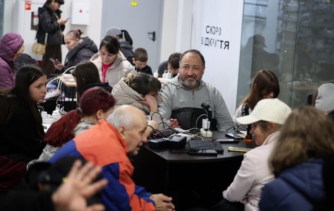 Графіки жорсткіші, а Київ - на аварійних: як сьогодні вимикають світло по всій країні