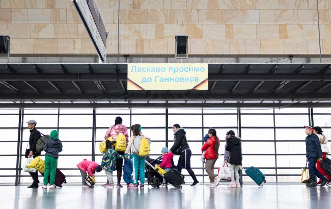 Скільки українців перебувають у ЄС під тимчасовим захистом: дані Євростату