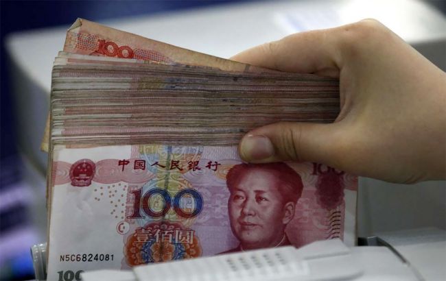 Российские банки начали открывать депозиты в юанях после замораживания долларовых вкладов