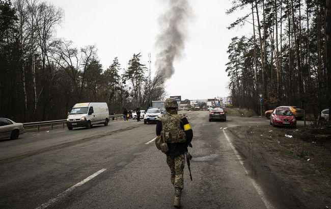 В Ирпене третий день тяжелые бои. Наступление было с трех направлений, но атаки отбиты, - мэр