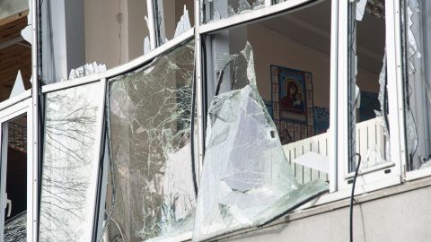 Войска РФ более 80 раз обстреляли Херсонскую область, есть раненая