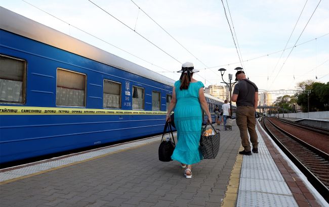 Потяг запізнився чи скасували? Як повернути гроші або отримати компенсацію - інструкція