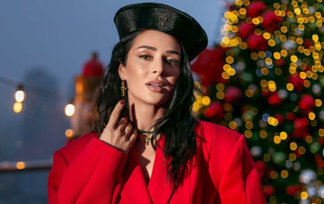 Как выглядеть эффектно на Рождество и Новый год: пример от Златы Огневич