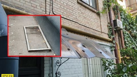 Рядом были дети: в центре Киева из подъезда выпало окно и чуть не убило девушку (фото)