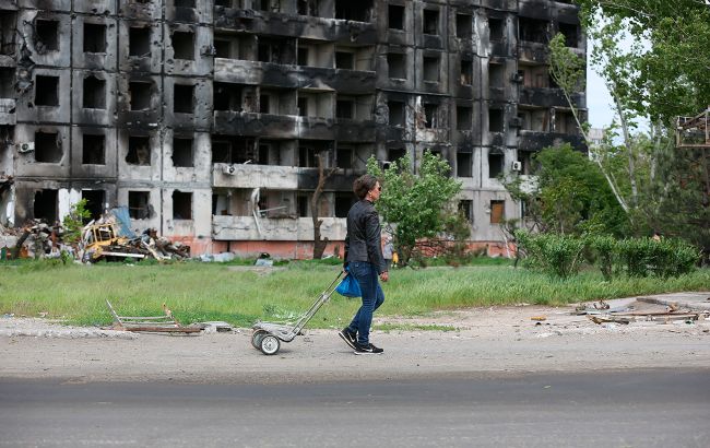 Ми всі скоро повернемося додому: жителям Маріуполя дали практичні поради для виживання в окупації
