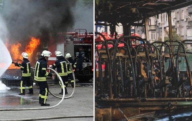 В Киеве сгорел дотла пассажирский автобус: неадекват отпугивал пожарников (видео)